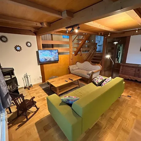 Rubin Apartment *